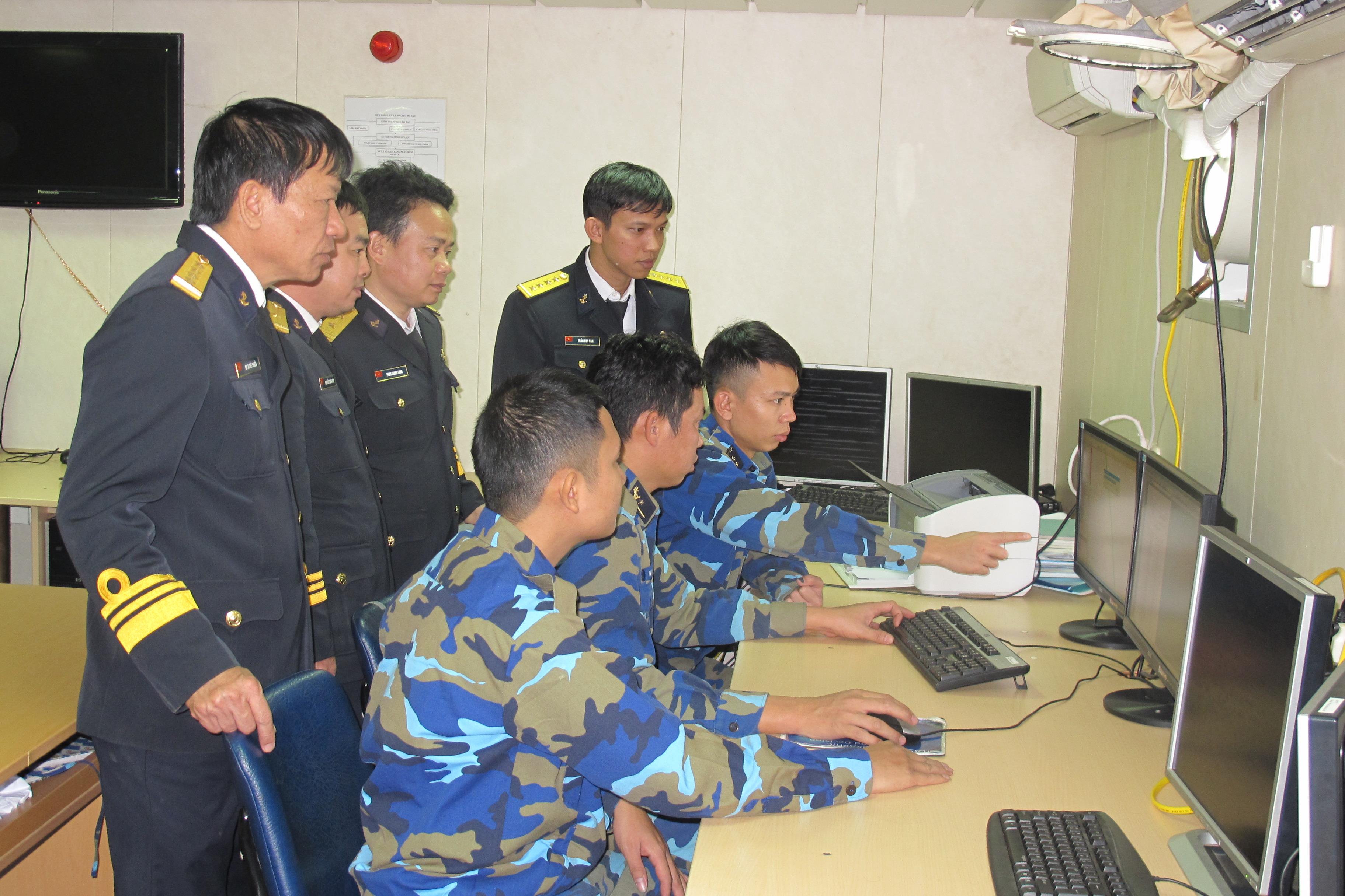 Tuổi trẻ quân đội xung kích dưới sự lãnh đạo của Đảng

